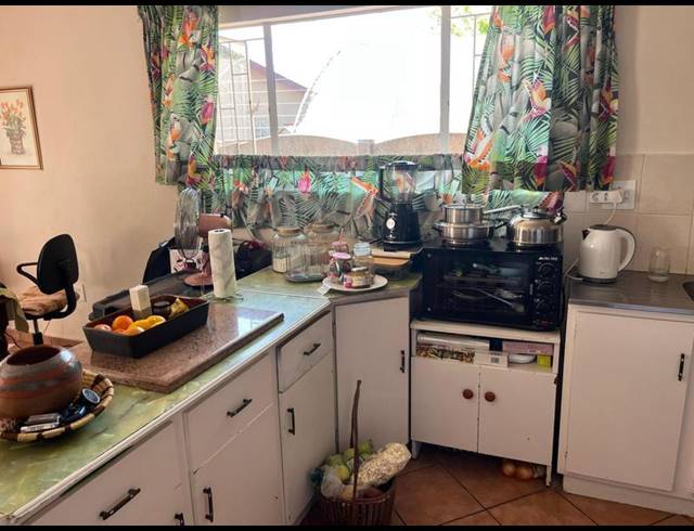 4 BEDROOM HOUSE FOR SALE IN ALBERTSDAL